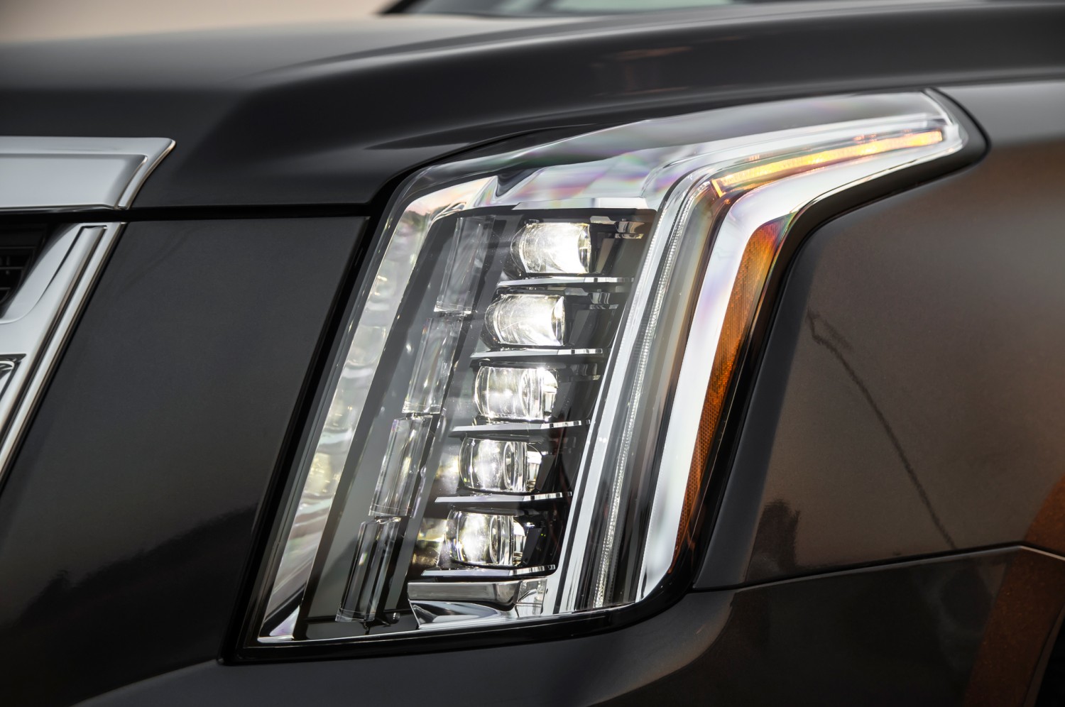 2015 Cadillac Escalade LED headlamp — magnesium alloy structural and heat sink components