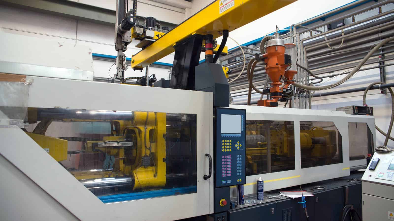 Die casting machine for magnesium alloy production